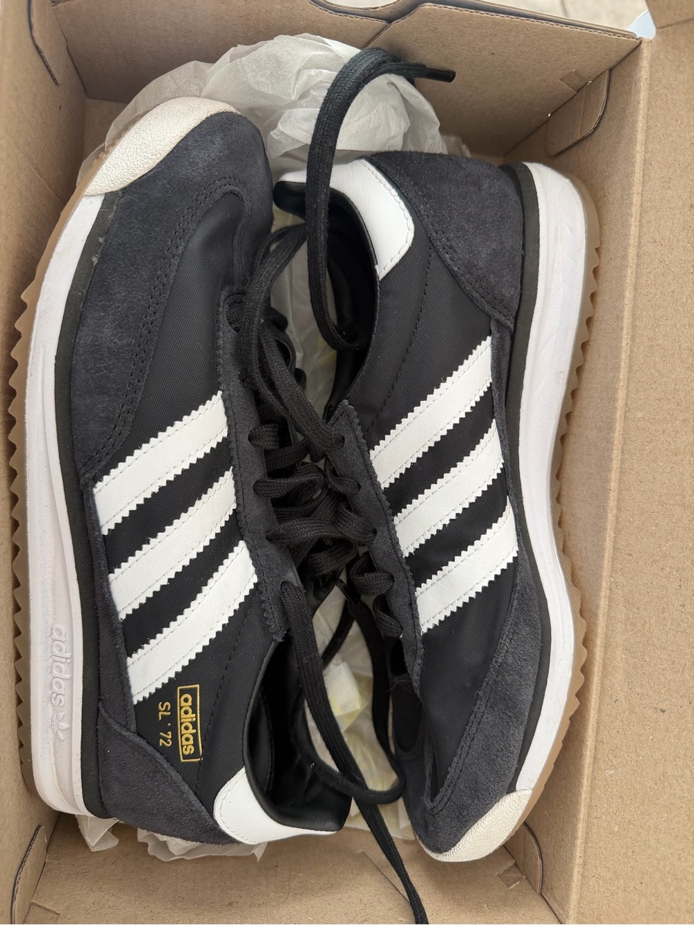 adidas Men's 6.5 Black & White Low-SL72 Retro Sneakers Women’s 8